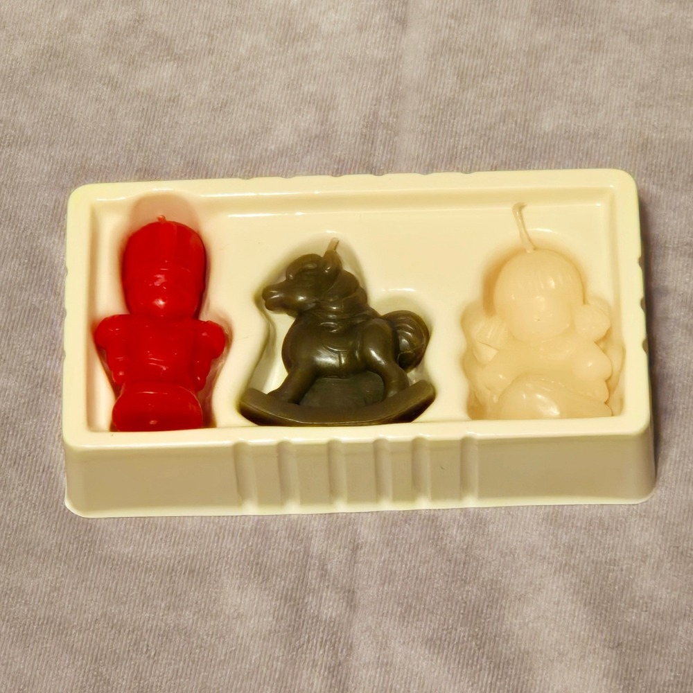 Avon Christmas Fun Candle‎ Set Vintage 1985 Toy Soldier Doll Rocking Horse